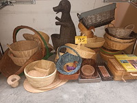 Lot 95 - rieten mandjes. 49 stuks - afbeelding 1 van  4