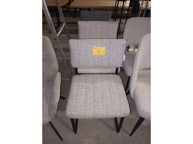 Lot 95 - stoel evan. 3 stuks - afbeelding 1 van  5