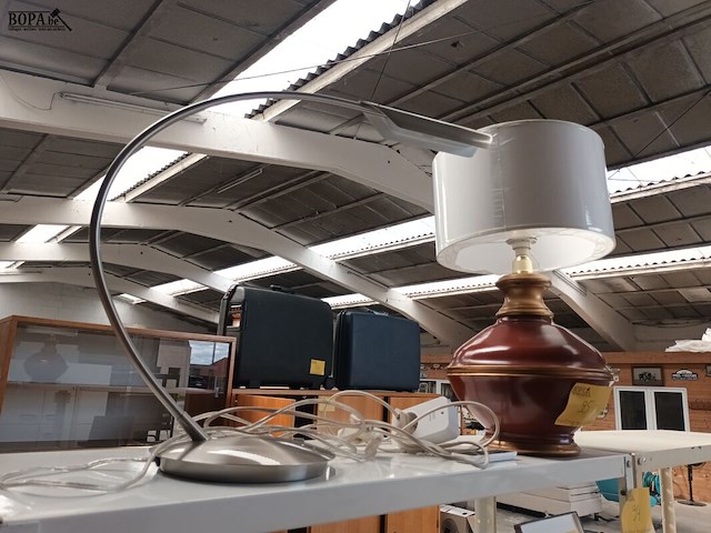 Lot 95 - verlichting. 4 stuks - afbeelding 2 van  6