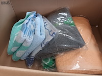 Lot 96 - badkamerlinnen. 3 dozen - afbeelding 2 van  4