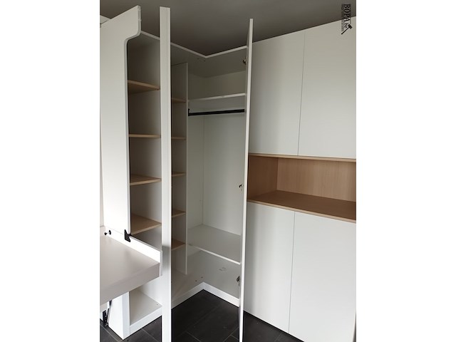 Lot 96 - bureau slaapkamer - afbeelding 4 van  6