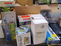 Lot 96 - groot lot aquarium materiaal - afbeelding 15 van  15