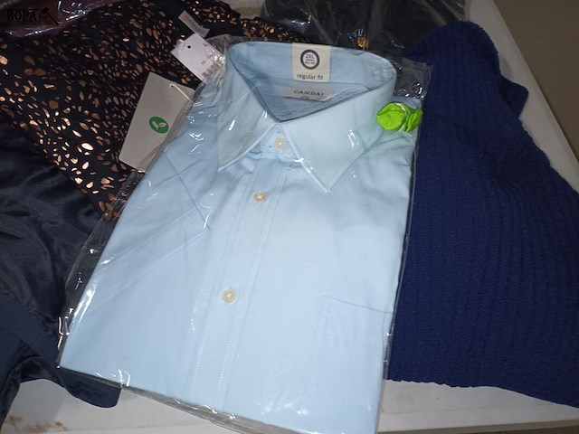 Lot 96 - kledij. 12 stuks - afbeelding 5 van  5