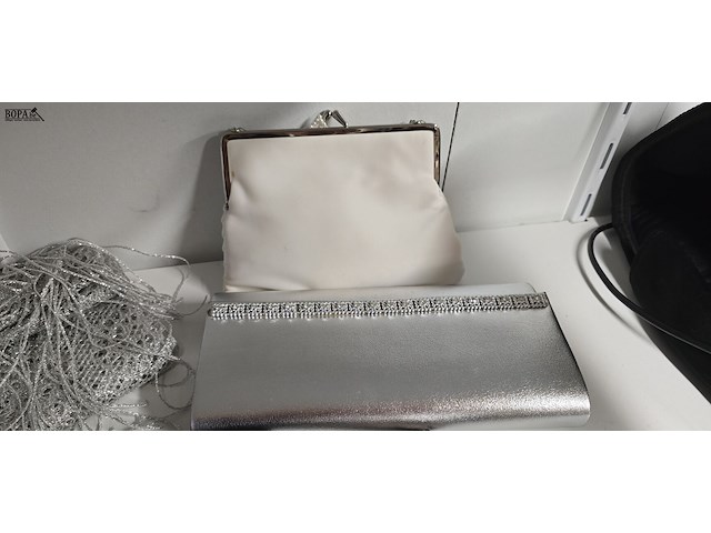 Lot 96 - lotje vintage mode accessoires 6 stuks - afbeelding 3 van  4