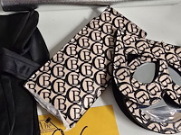 Lot 96 - lotje vintage mode accessoires 6 stuks - afbeelding 4 van  4