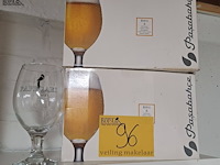 Lot 96 - papegaie glazen 12 stuks - afbeelding 2 van  2