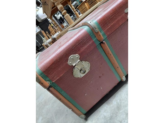 Lot 96 - vintage hutkoffer - afbeelding 4 van  5