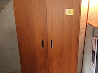 Lot 96 - vintage kast - afbeelding 1 van  3