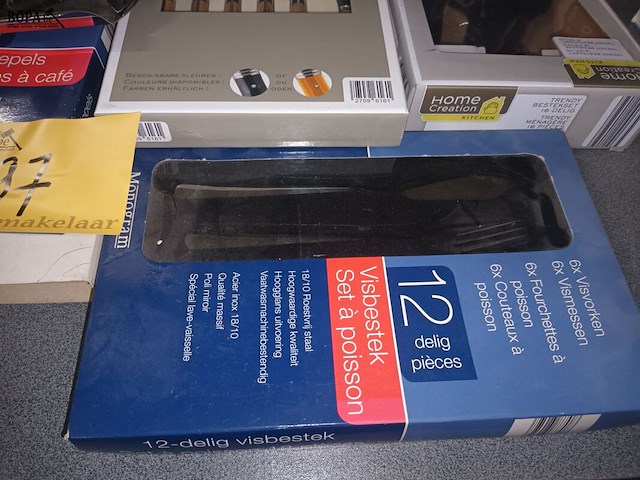 Lot 97 - besteksets en toastrekje. 7 stuks - afbeelding 4 van  4