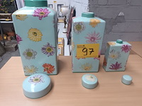 Lot 97 - dekselvazen. 3 stuks - afbeelding 1 van  6