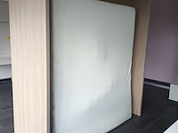 Lot 97 - dubbelzijdige kast - afbeelding 2 van  5
