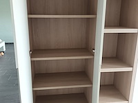 Lot 97 - dubbelzijdige kast - afbeelding 3 van  5