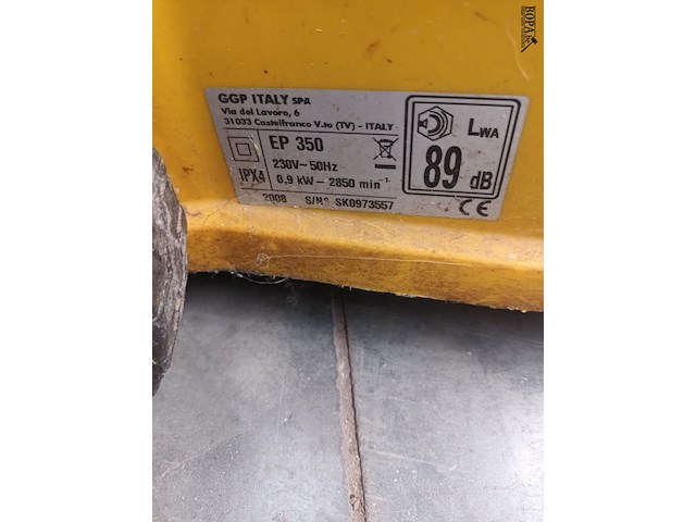 Lot 97 - elektrische grasmaaier - afbeelding 4 van  4
