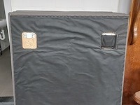 Lot 97 - hoofdbord boxspring - afbeelding 2 van  2