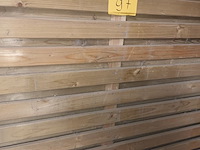 Lot 97 - houten tuinpanelen. 7 stuks - afbeelding 3 van  4
