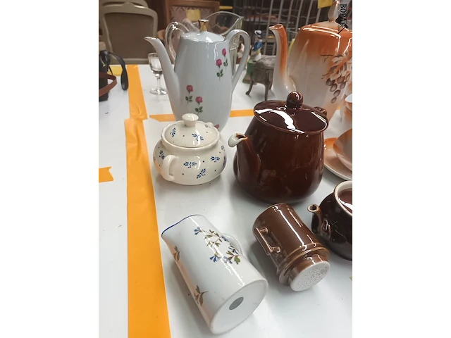 Lot 97 - lot divers servies - afbeelding 4 van  8