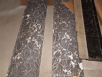 Lot 97 - lot marmeren tabletten - afbeelding 2 van  4