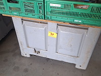 Lot 97 - pvc bak - afbeelding 1 van  2