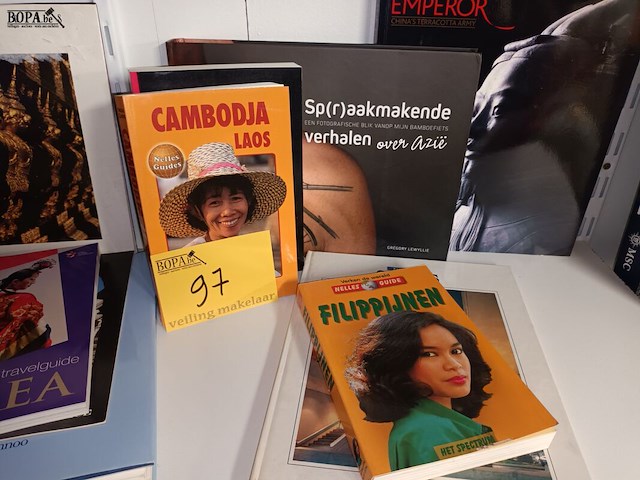 Lot 97 - reisboeken. 15 stuks - afbeelding 5 van  5