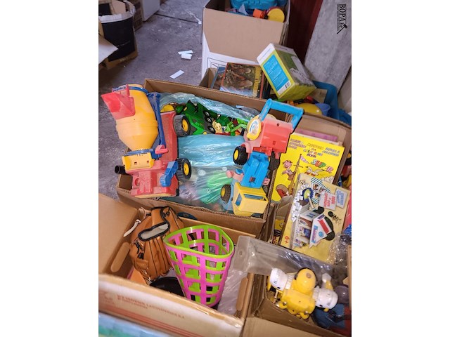 Lot 97 - speelgoed - afbeelding 3 van  8