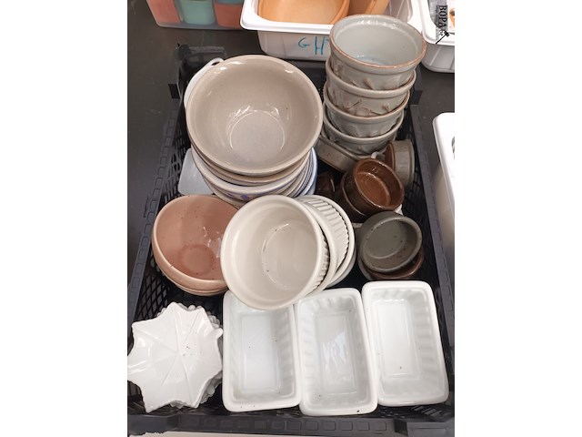 Lot 98 - aperitiefpotjes - afbeelding 2 van  4