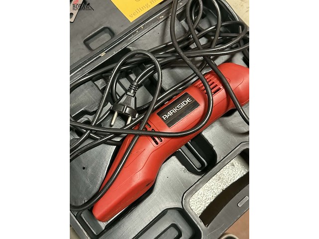 Lot 98 - electrische schraper met attributen - afbeelding 3 van  4