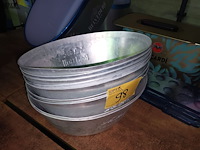 Lot 98 - ijsemmers en dienbladen. 15 stuks - afbeelding 2 van  4