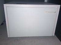 Lot 98 - kastje met deur - afbeelding 3 van  3