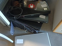 Lot 98 - laptops en tassen. 6 stuks - afbeelding 2 van  9