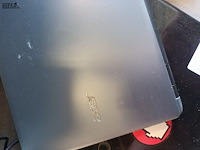 Lot 98 - laptops en tassen. 6 stuks - afbeelding 6 van  9