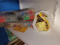 Lot 98 - lot loombandjes - afbeelding 3 van  3