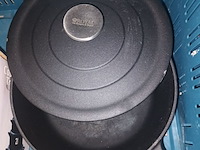 Lot 98 - ovenpotten en potjes. 6 stuks - afbeelding 2 van  4