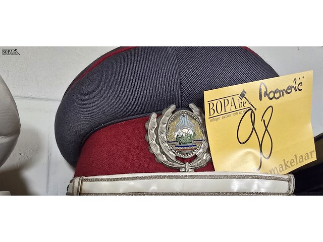 Lot 98 - roemenië 4 kepies - afbeelding 5 van  5