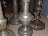 Lot 98 - tinnen kandelaars. 6 stuks - afbeelding 2 van  2