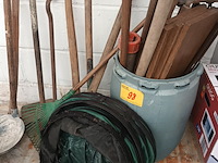 Lot 98 - tuinmateriaal - afbeelding 1 van  7