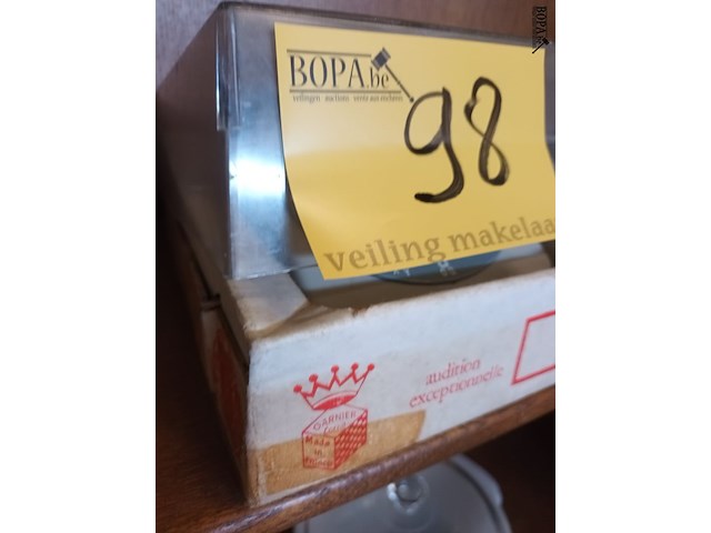 Lot 98 - vintage speelgoed telefoon - afbeelding 5 van  5
