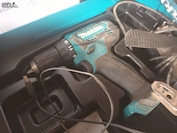 Lot 99 - accu schroefmachine makita - afbeelding 2 van  5