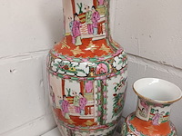 Lot 99 - chinese vazen. 4 stuks - afbeelding 2 van  4