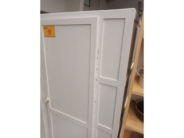Lot 99 - houten opbergkast - afbeelding 3 van  3