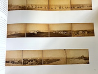 Lot 99 - johan constable olieverfschetsen en magische panorama 2 boek - afbeelding 8 van  8