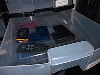 Lot 99 - sorteertorens met gsm batterijen. 3 stuks - afbeelding 5 van  5