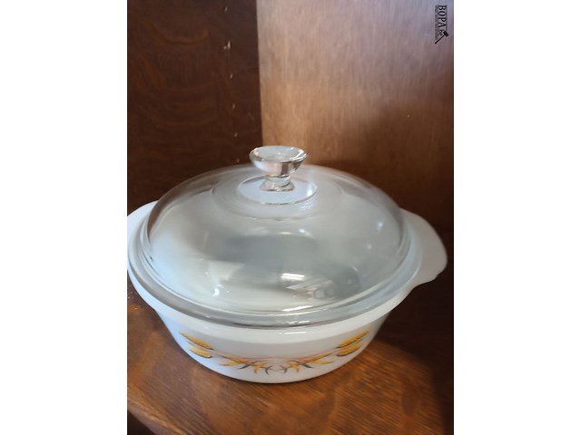 Lot 99 - vintage ovenschalen fire king. 3 stuks - afbeelding 5 van  5