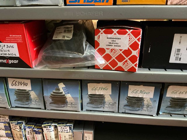 Lot aandrijvingsonderdelen - afbeelding 8 van  27