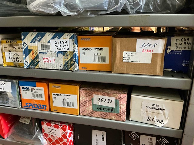 Lot aandrijvingsonderdelen - afbeelding 9 van  27