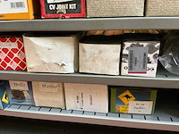 Lot aandrijvingsonderdelen - afbeelding 15 van  27