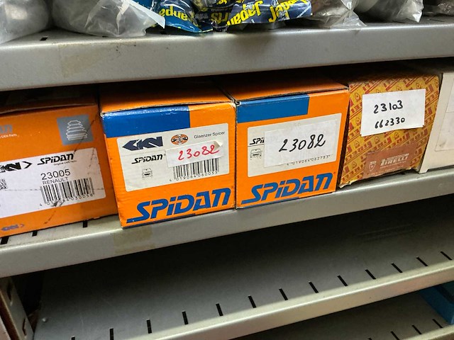 Lot aandrijvingsonderdelen - afbeelding 18 van  27