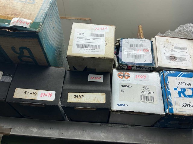 Lot aandrijvingsonderdelen - afbeelding 21 van  27