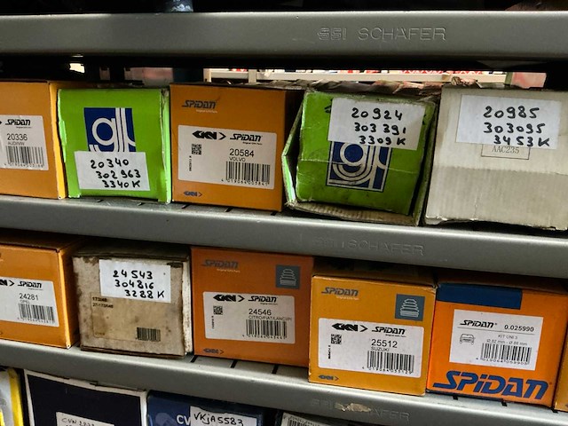 Lot aandrijvingsonderdelen - afbeelding 26 van  27