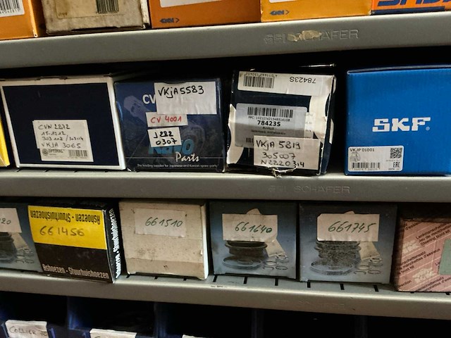 Lot aandrijvingsonderdelen - afbeelding 27 van  27