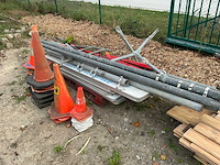 Lot aankondegingsborden werf overige aannemersmateriaal - afbeelding 3 van  4